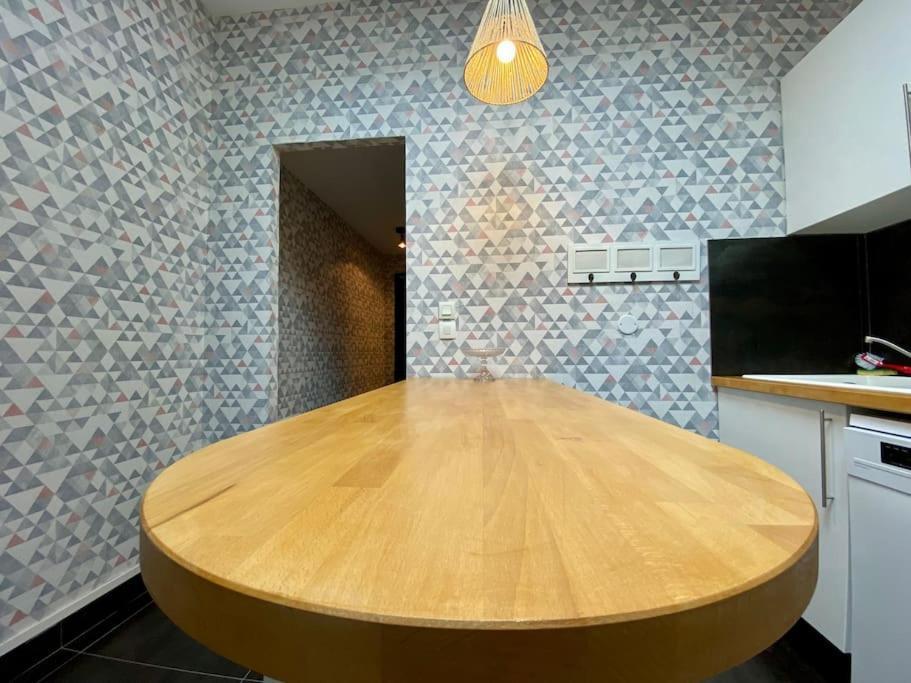 L'Appartement Jebari - Esprit Loft Carcassonne Exterior foto